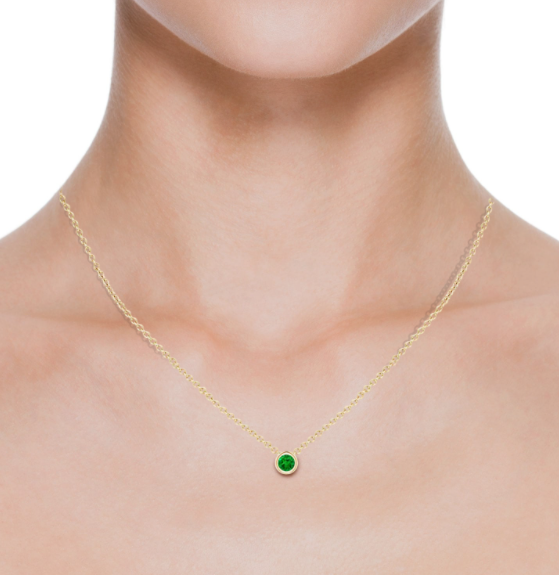 EMERALD SOLITAIRE NECKLACE