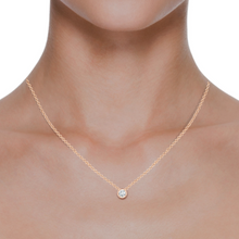 Load image into Gallery viewer, DIAMOND SOLITAIRE NECKLACE
